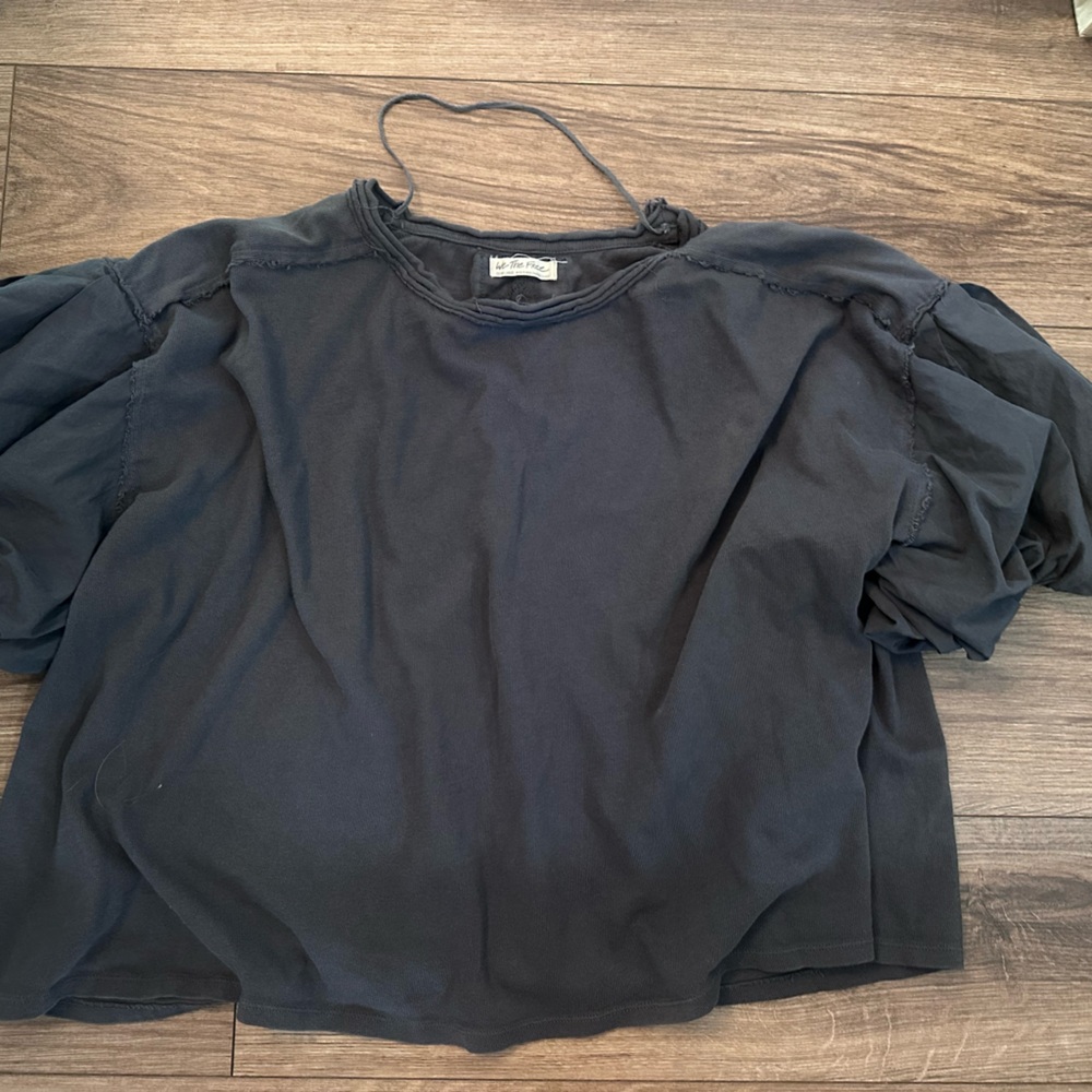 We The Free Urban Outfitters Blue cropped shirt with puffy sleeves XL X-LARGE